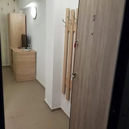 House Of Wax - Casa Ceara * Costinesti